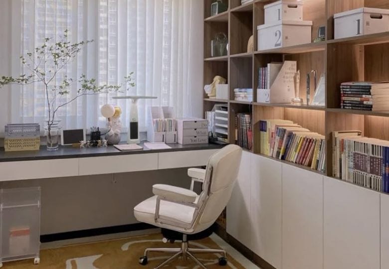 Hướng ngồi làm việc hợp tuổi